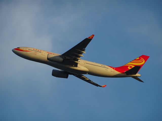 Airbus A330-200 (B-LNJ)