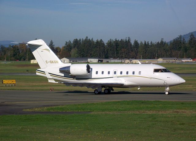 Canadair Challenger (C-GKGN)