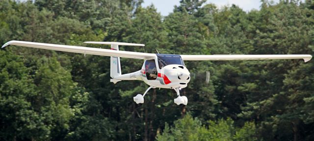 S5PLL01 — - FLY IN ZWARTBERG 2016 WITH PIPISTREL