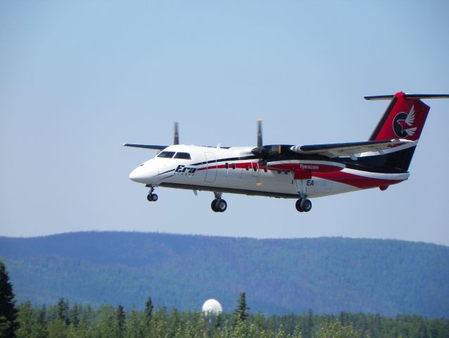 de Havilland Dash 8-100 (N883EA) - On final.