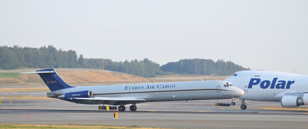 McDonnell Douglas MD-80 (N963CE)