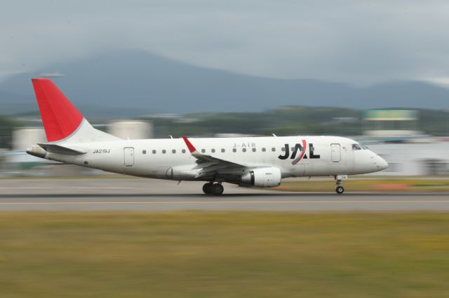 Embraer 170/175 (JA219J) - 25 June 2015: J-AIR; HKD-ITM.