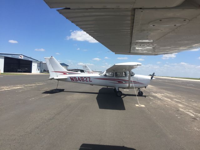 Cessna Skyhawk (N9482Z) - Texas Aviation Academy is one of the best flight schools in Texas! Check them out if your in the Central Tx area!