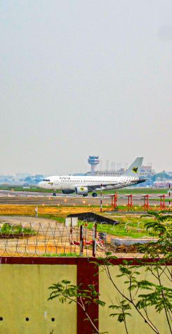 Airbus A319 (XY-AGR)