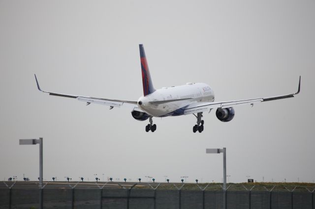 Boeing 757-200 (N712TW)