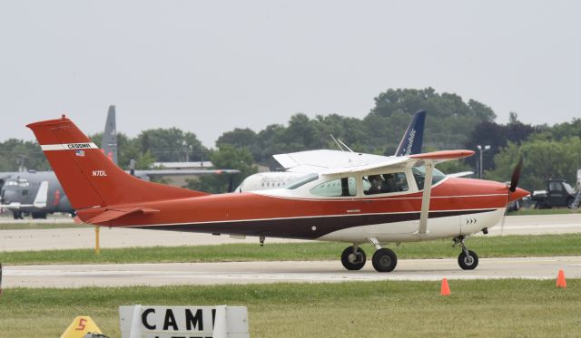 Cessna Skylane (N7DL)