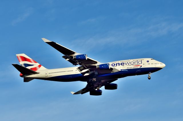 Boeing 747-400 (G-CIVI)