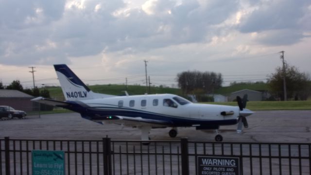 Socata TBM-850 (N401LV)