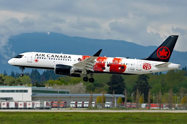 Airbus A220-300 (C-GVDP)