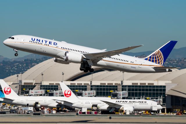 Boeing 787-9 Dreamliner (N45956) - Both variants of the 787 in this shot, the -9 for United, and the -8 for JAL. Full Photo: a rel=nofollow href=http://www.jetphotos.net/photo/8155863http://www.jetphotos.net/photo/8155863/a