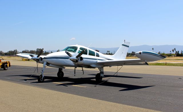 Cessna 310 (N8BF)