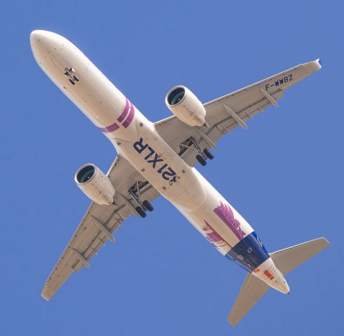 Airbus A321 (F-WWBZ) - Verticale 66200 ELNE entrée ILS 33 LFMP alt 2000ftbr /Photo Nikon D500