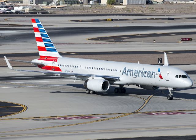 Boeing 757-200 (N204UW)