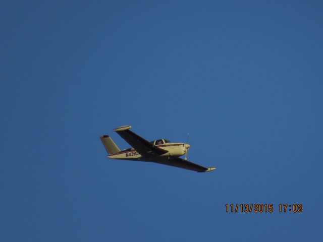 Beechcraft 35 Bonanza (N4292B)