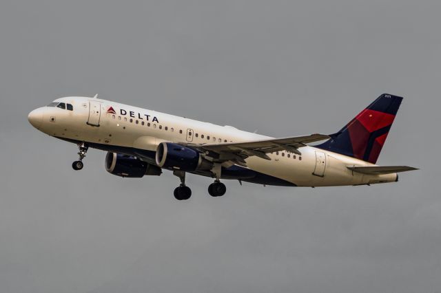 Airbus A319 —