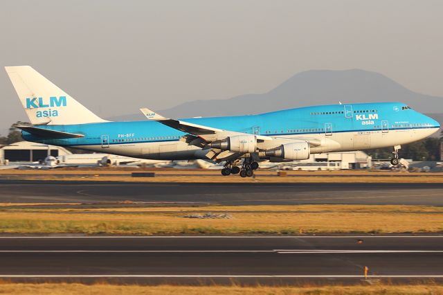 Boeing 747-400 (PH-BFF)