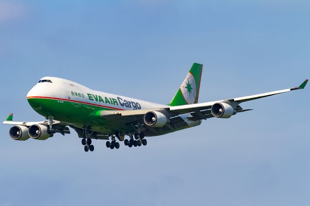 Boeing 747-400 (B-16481)