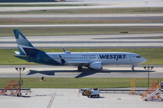 Boeing 737 MAX 8 (C-FEWJ)