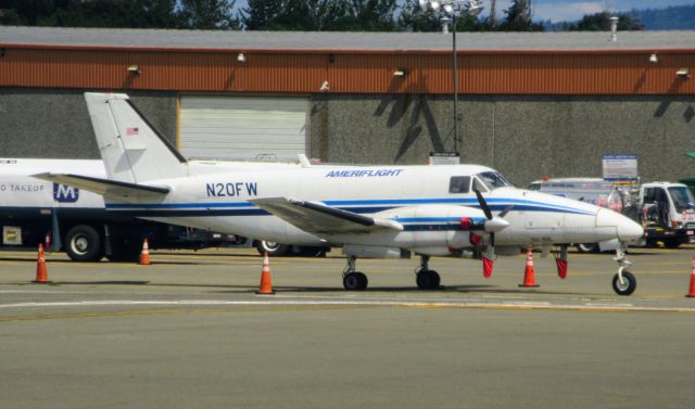 Beechcraft Airliner (N20FW)