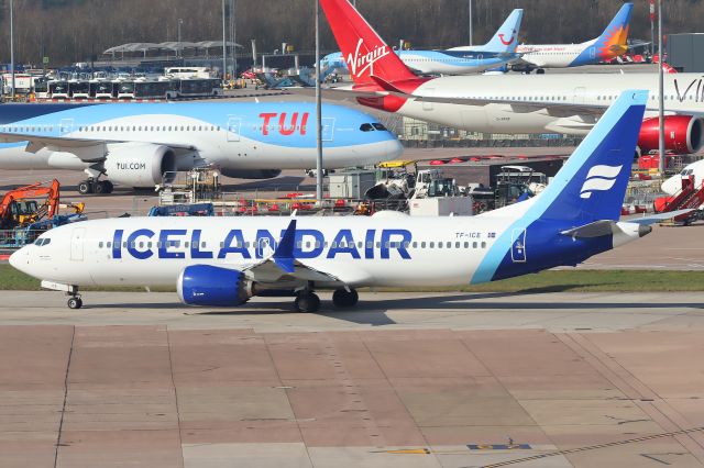 Boeing 737 MAX 8 (TF-ICE) - TF-ICE Icelandair Boeing 737-8 MAX taxiing for takeoff from Manchester on flight FI441 to Reykjavik at 12:03pm on Sunday 09/03/25