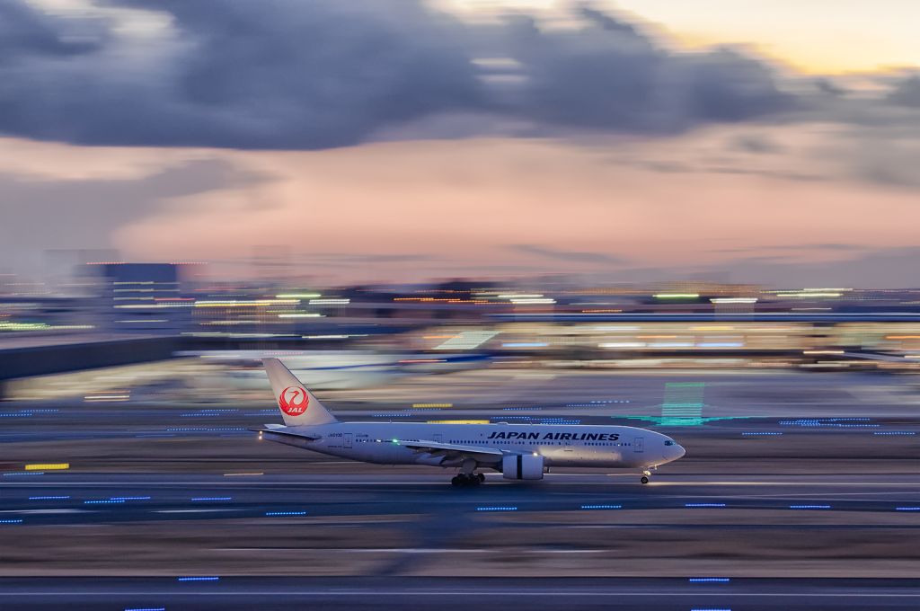 Boeing 777-200 (JA010D)