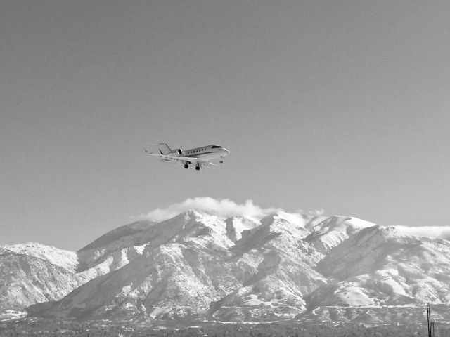 Canadair Challenger (N219QS)