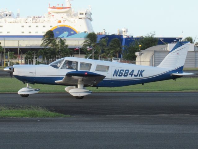 Piper Saratoga (N684JK)