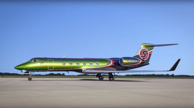 Gulfstream Aerospace Gulfstream V (N888XY) - The two-tone aesthetic of the project used two primary paint systems: Sherwin Williams satin black base with satin clear coat, and Axalta Chromalusion’s “color-changing” base-coat color, called "Perfect Jade," that was finished with a gloss clear coat.