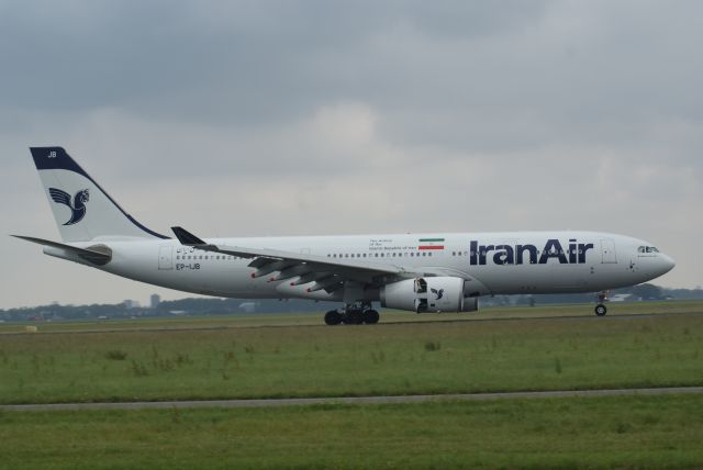 Airbus A330-300 (EP-IJB) - Iran A330-243 cn1586; Arrival RWY18R 20-06-2019
