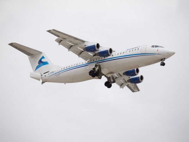 Avro RJ-100 Avroliner (C-FXRJ) - Out spotting and experimenting with my camera.