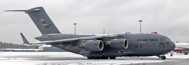 Boeing Globemaster III (N88192) - At Bangor, Maine Dec 18, 2017 Canon 24-70 2.8