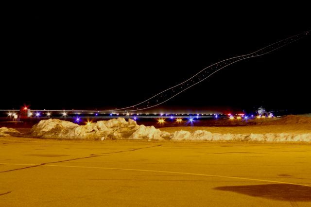 Boeing 737-700 (C-FWSV) - WJA8958 take off to CYUL