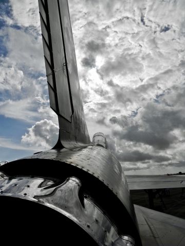 North American Super Sabre (N26AZ) - Rather different angle of the Collings Foundation F-100F Super Sabre sitting under the Houston clouds at the 2017 Wings Over Houston (please view in "full" for highest quality)