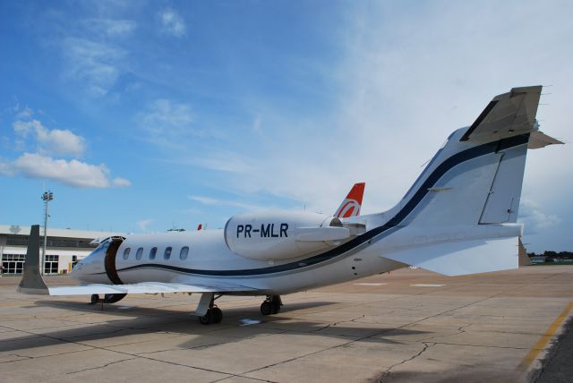 Learjet 60 (PR-MLR)