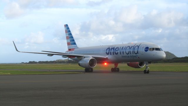 Boeing 757-200 (N174AA)