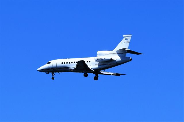 Dassault Falcon 900 (N730LM)