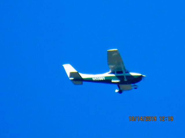 Cessna Skylane (N52861)