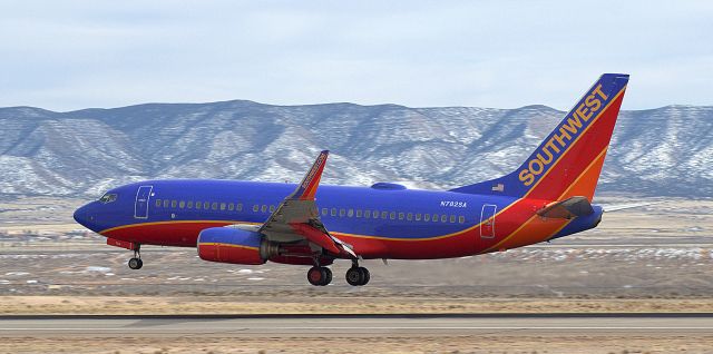 Boeing 737-700 (N782SA)