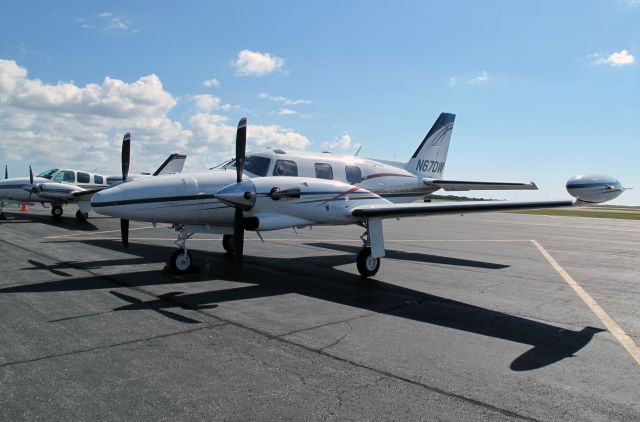 Piper Cheyenne 2 (N67DW)