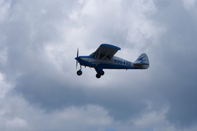 Piper PA-22 Tri-Pacer (N9649D)