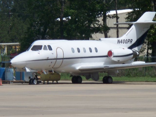 Hawker 800 (N400PR) - That Hawker Siddeley has been sitting there for years...