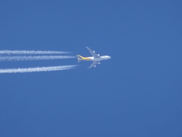 Boeing 747-400 — - Polar air cargo 747-400 flying over right after the Fedex landed 