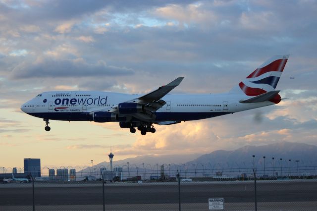 Boeing 747-400 (G-CIVC)
