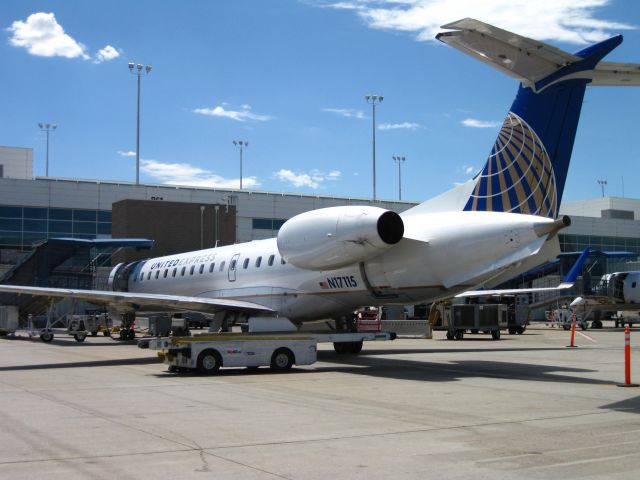 Embraer EMB-145XR (N17115)