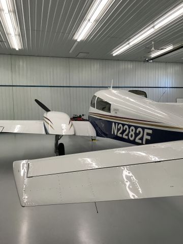 Cessna 310 (N2282F)