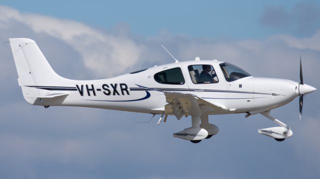 Cirrus SR-22 (VH-SXR)