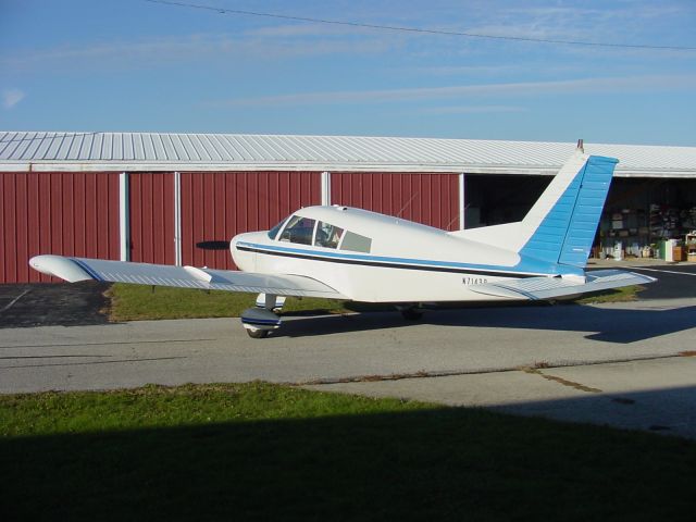 Piper Cherokee (N7143R)