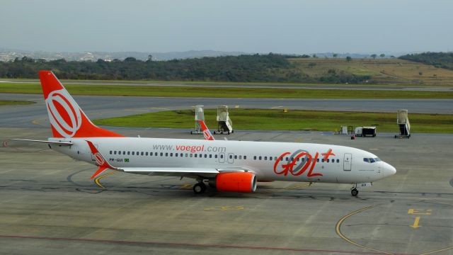 Boeing 737-800 (PR-GUI)