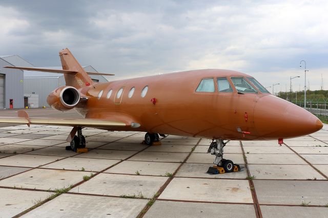 Dassault Falcon 20 (UR-SBS)