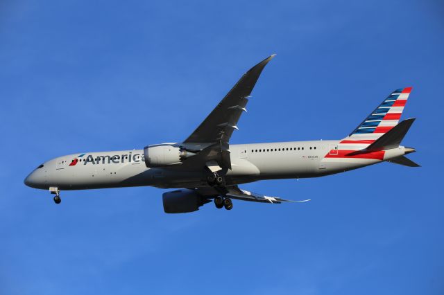 Boeing 787-9 Dreamliner (N835AN)